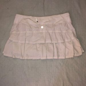 White Lululemon ruffled athletic skirt